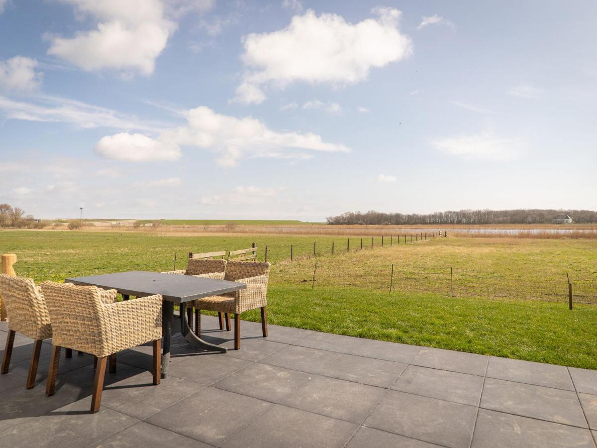 Fantastic Bungalow On Texel De Cocksdorp  Exterior foto